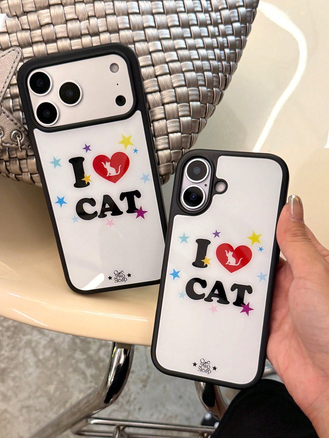 1pc Korean Ins I Love Cat Niche Design Cute Star Phone Case Compatible With IPhone 17 Pro Max/16 Pro/15/14/13/12/11 Black Edge Full Coverage Shockproof Protective Cover