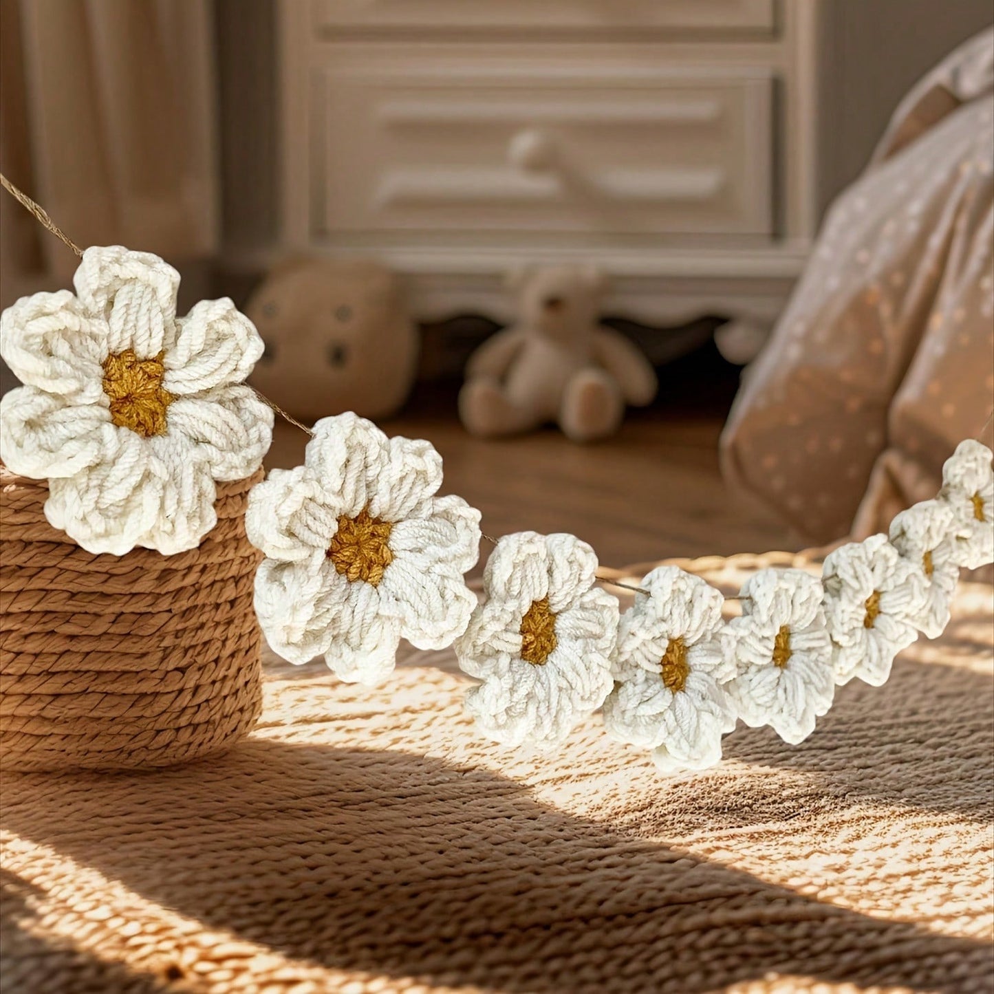 Daisy Flower Wreath Wall Hanging, Crochet Daisy Mother's Day Decor, Handmade Crochet Mother's Day Wreath Banner, Baby Shower Gender Reveal, Wedding Birthday Party Home Decor, Bedroom, Whimsical Design