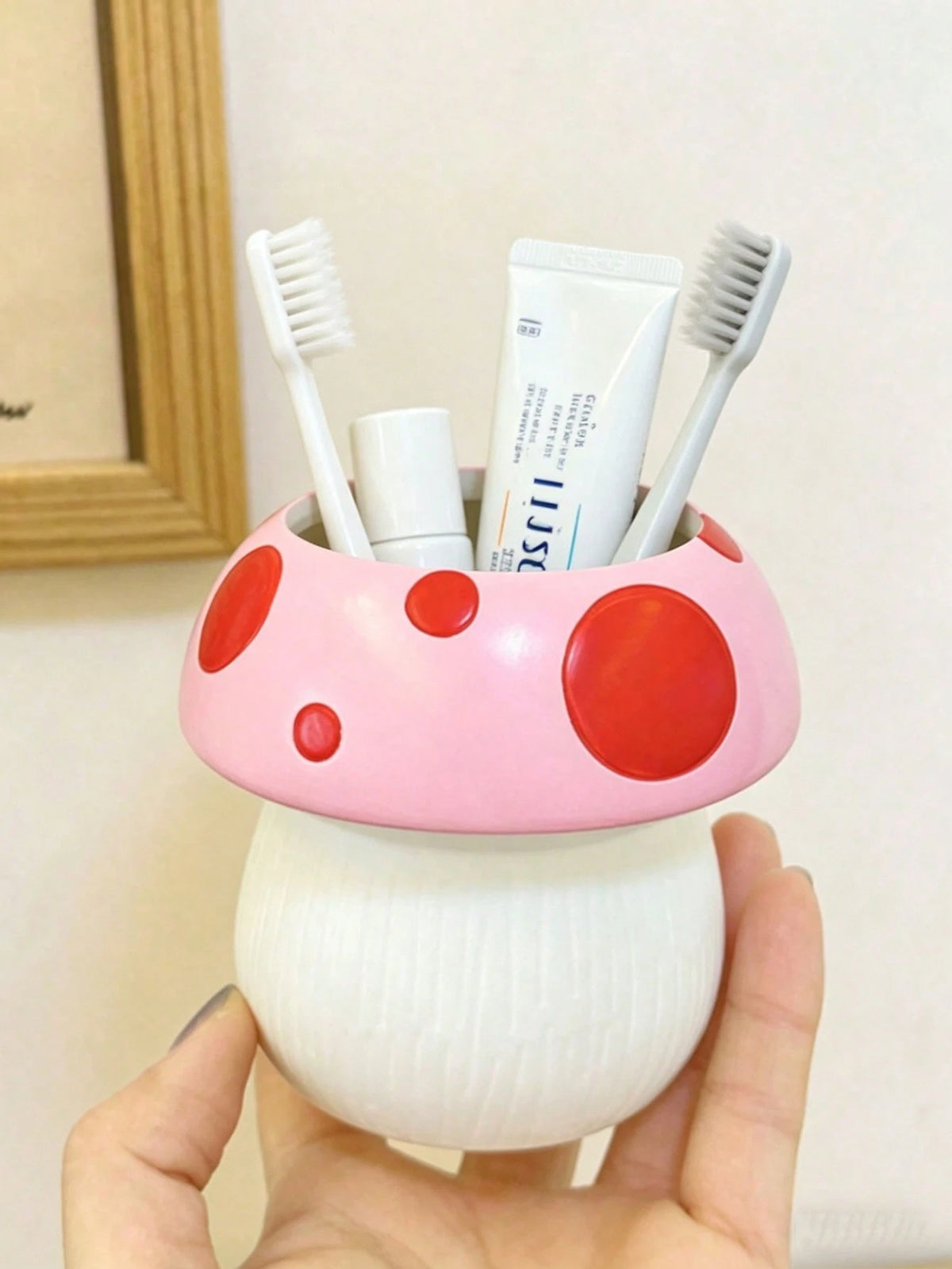1/2pcs Mushroom Toothbrush Holder, Cute Bathroom Toothbrush Cup Storage Rack, Suitable For Bathroom Decor And Accessories, Vanity Storage, Room Decor, Home Decor, Also A Great Gift For Female Friends