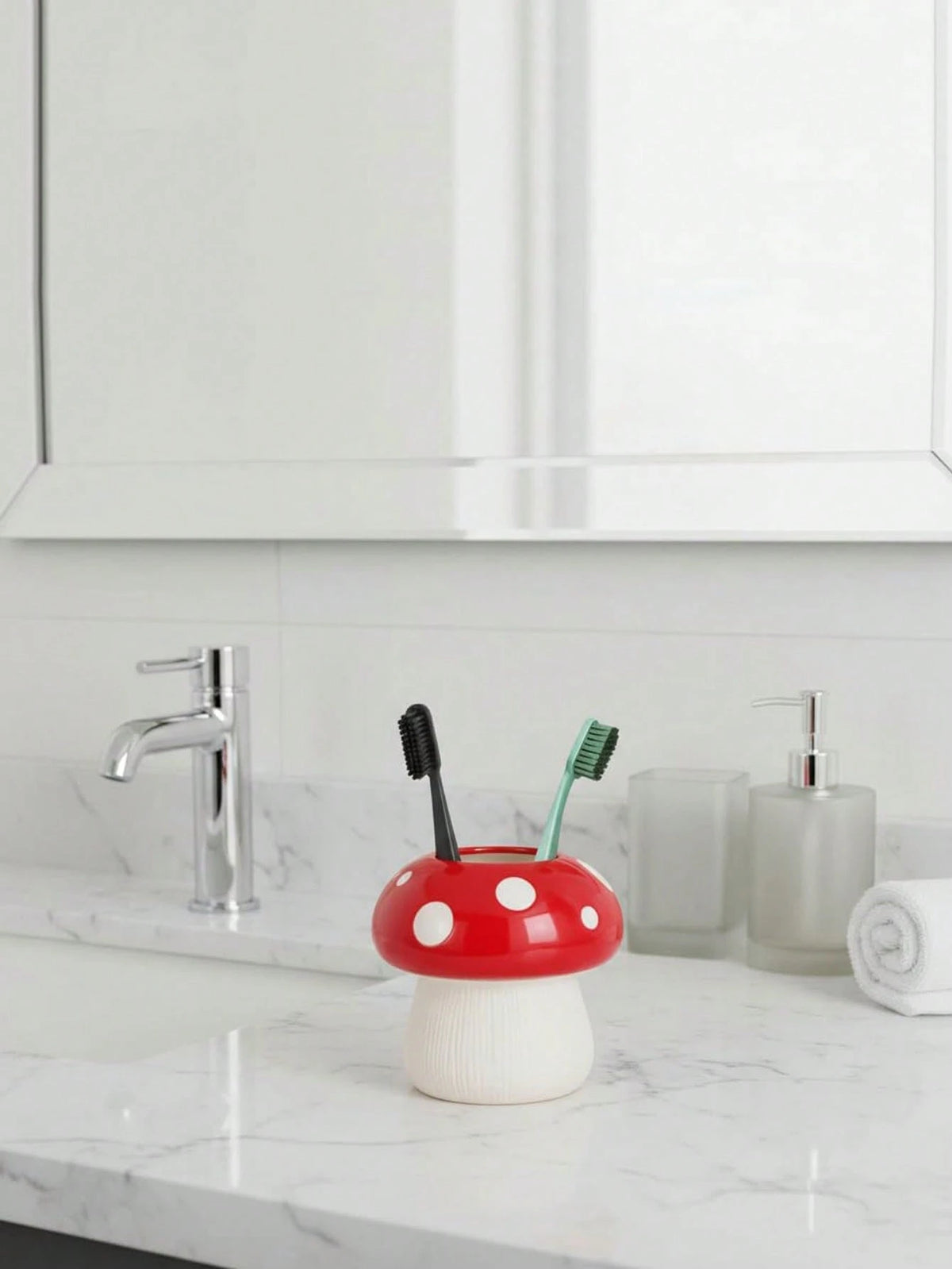 1/2pcs Mushroom Toothbrush Holder, Cute Bathroom Toothbrush Cup Storage Rack, Suitable For Bathroom Decor And Accessories, Vanity Storage, Room Decor, Home Decor, Also A Great Gift For Female Friends