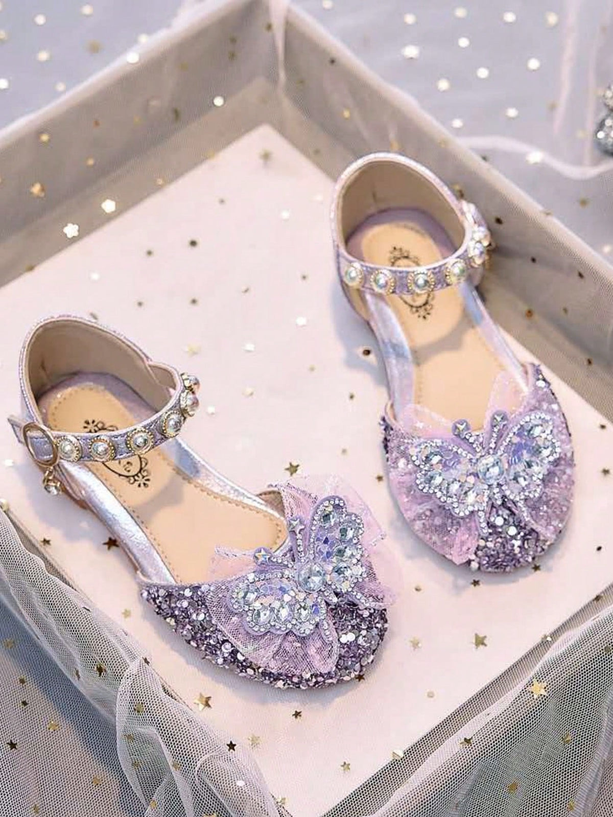 1 Pair Girls' Rhinestone Closed Toe Ballet Flats, Soft Sole Butterfly Pearl Crystal Glossy Princess Sandals For Daily Casual Wear