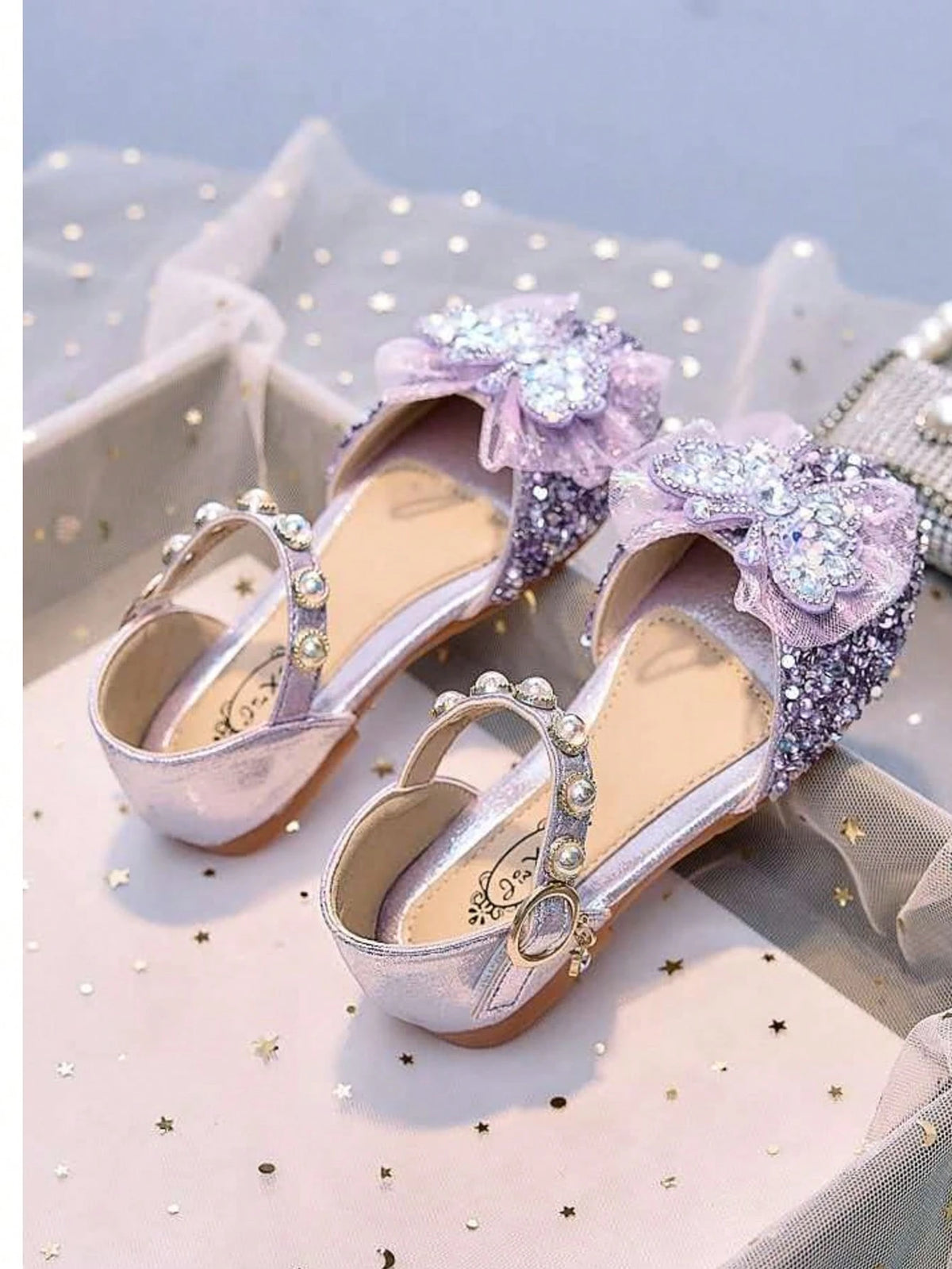 1 Pair Girls' Rhinestone Closed Toe Ballet Flats, Soft Sole Butterfly Pearl Crystal Glossy Princess Sandals For Daily Casual Wear