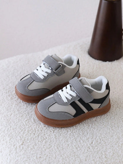1 Pair Kids' German Training Shoes, Hook And Loop, Soft Sole, Non-Slip, Lightweight, Versatile, Outdoor, Unisex Children's Skate Shoes