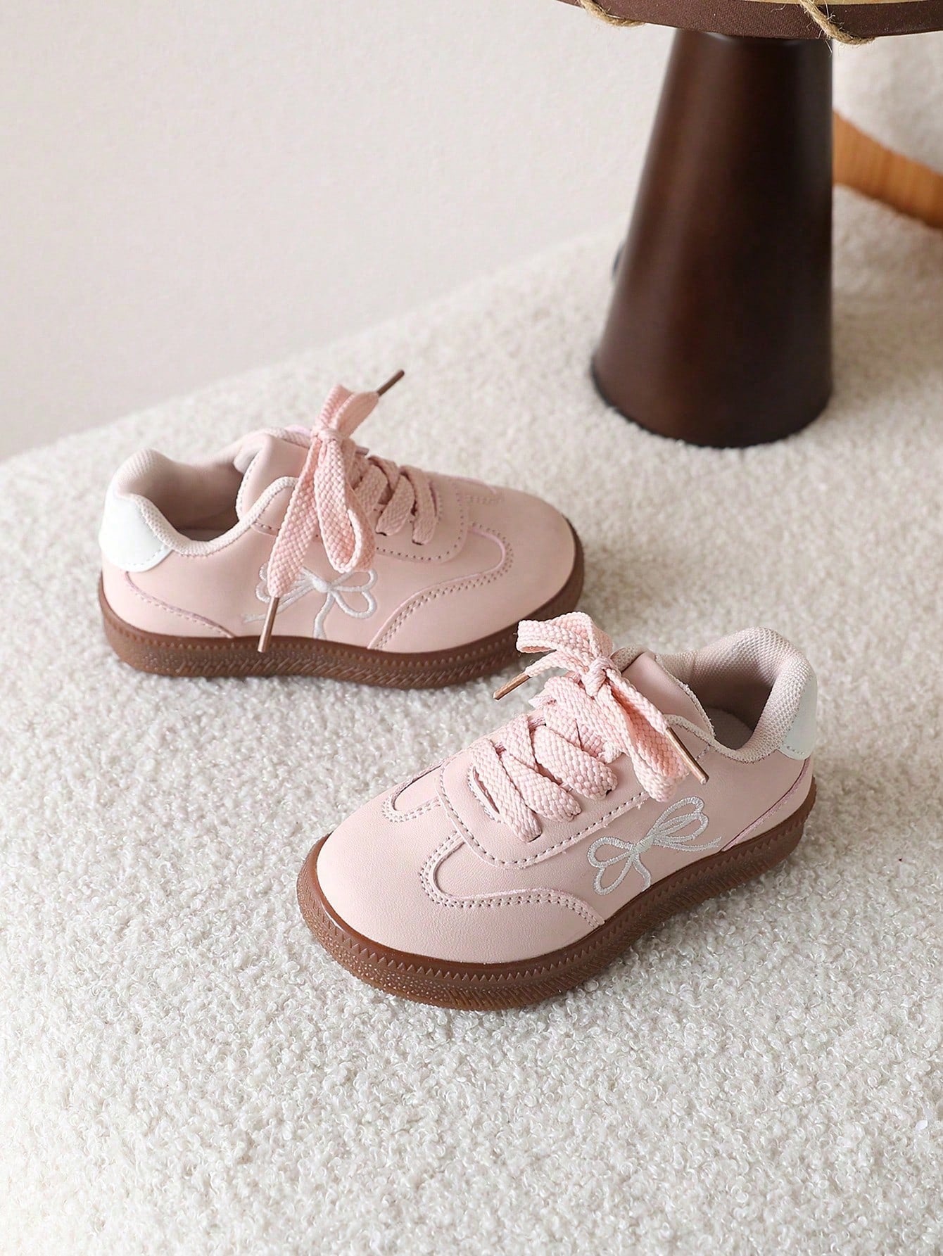 1 Pair Kids' Skate Shoes, Comfortable Soft Sole Versatile Sports Shoes, Outdoor Training Shoes