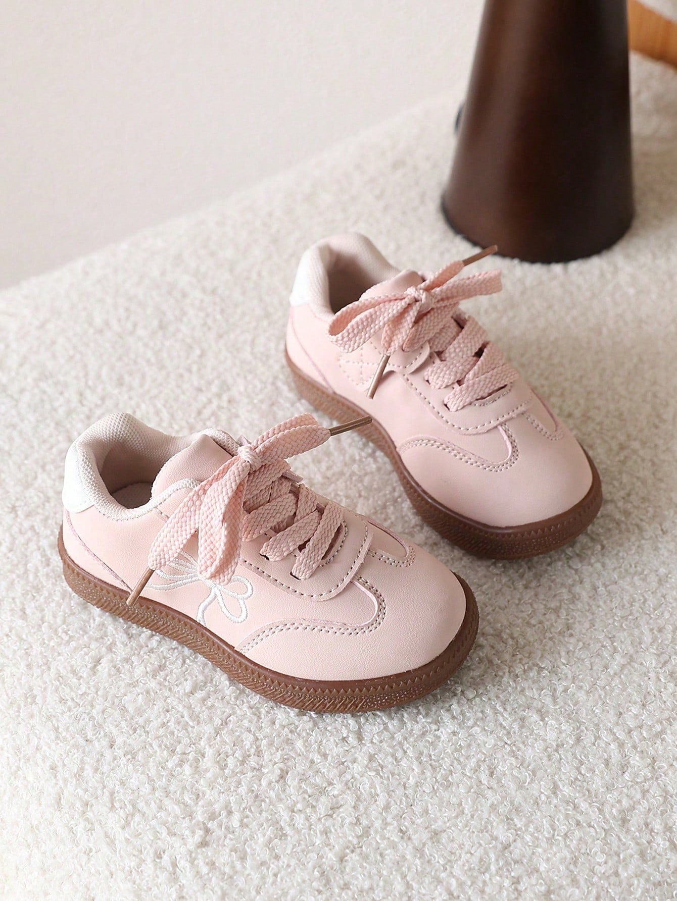 1 Pair Kids' Skate Shoes, Comfortable Soft Sole Versatile Sports Shoes, Outdoor Training Shoes