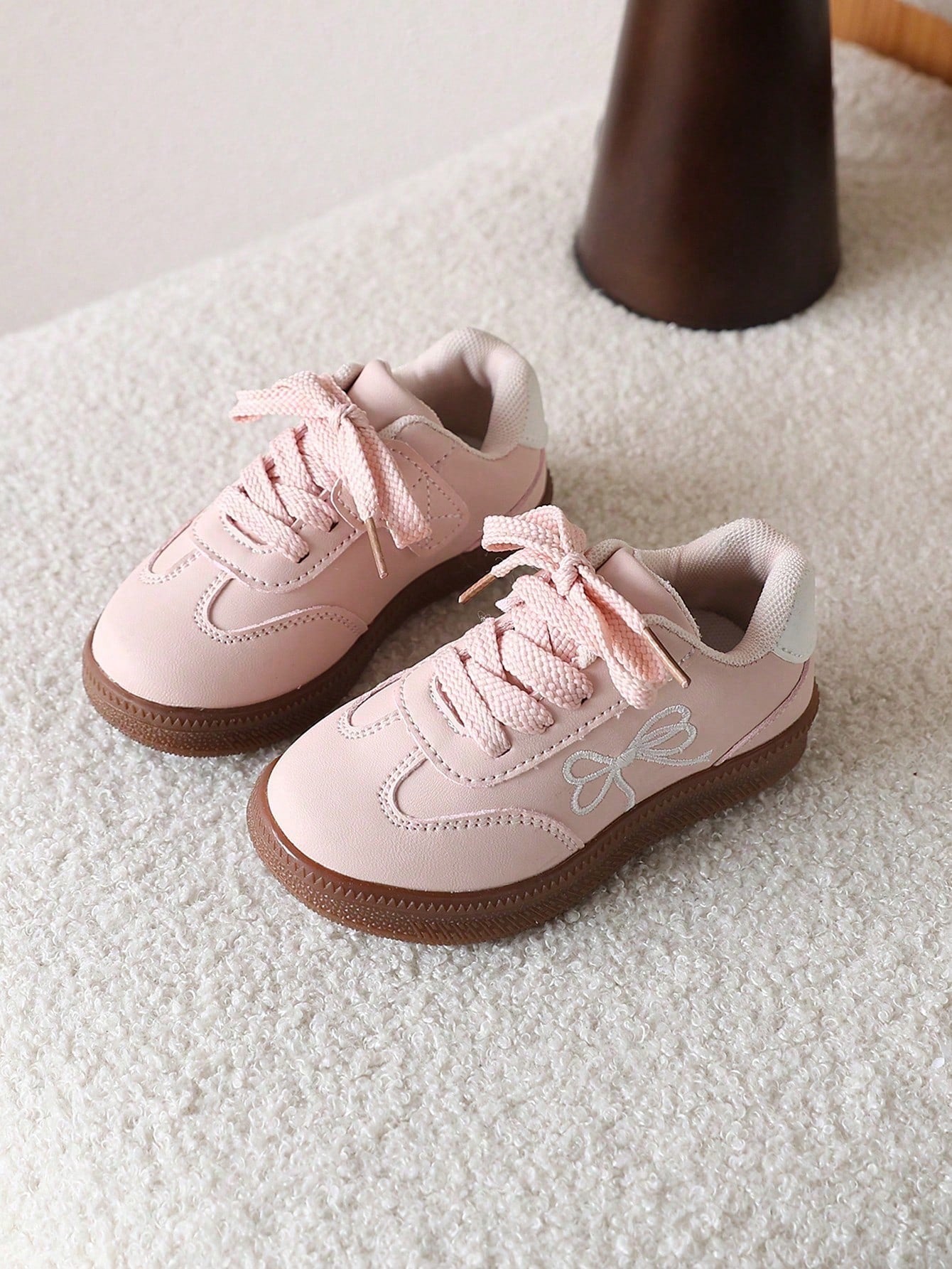 1 Pair Kids' Skate Shoes, Comfortable Soft Sole Versatile Sports Shoes, Outdoor Training Shoes