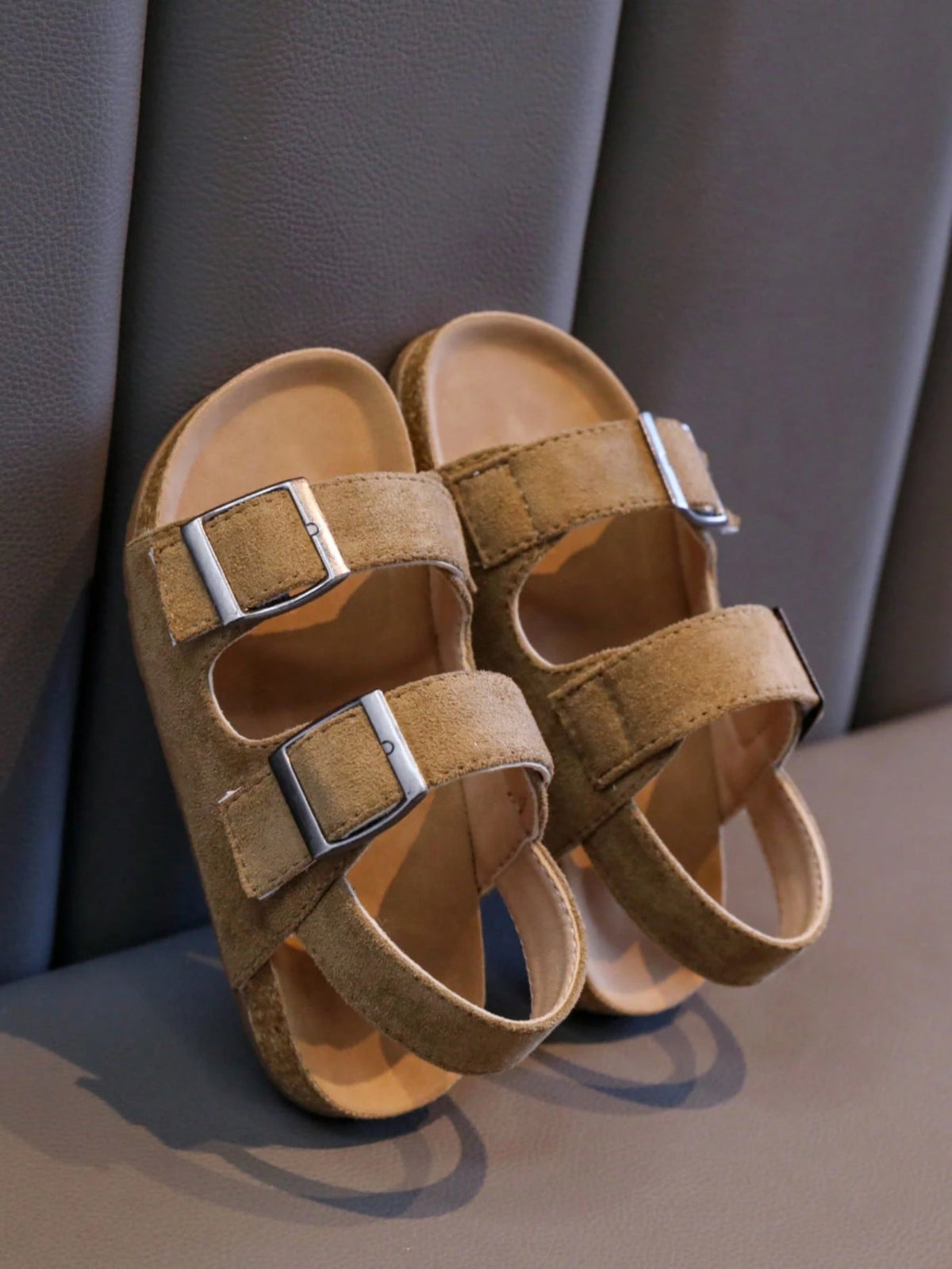 1 Pair Soft Cork Thick Sole Comfortable Children's Flat Sandals, Suitable For Outdoor, School, And Vacation