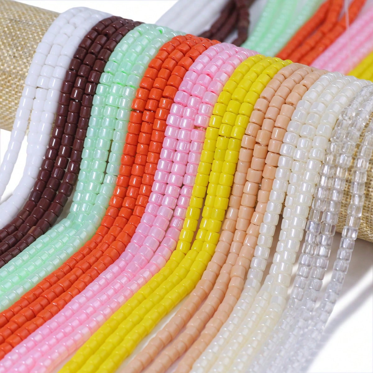 1 Strand Approx. 42-46pcs 4*6mm Colorful Flat Cylindrical Spacer Beads Glass Glazed Beads Handmade DIY Jewelry Semi-Finished Material Accessories Loose Beads