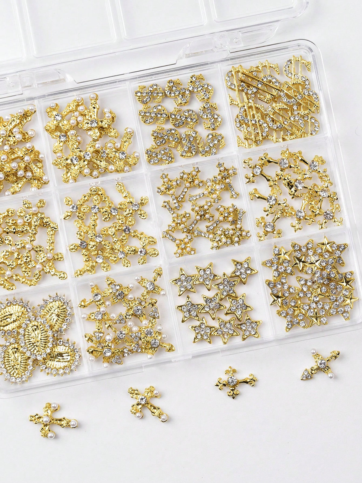 115pcs Charming Luxury Y2K Style Gold Alloy Pearl Rhinestone Cross Gemstone Five-Pointed Star Rhinestone Religious Portrait Nail Art Decoration Accessories Set Nail Charms