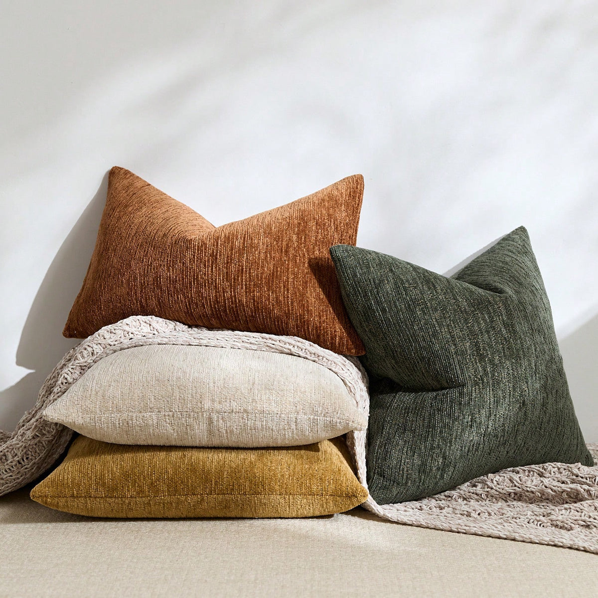 1pc/2pcs Beige (Pillow Insert Not Included) Multicolor Textured Throw Pillow Cover, Modern Farmhouse Chenille 3D Textured Soft Breathable Cushion Cover, Suitable For Daily Bedroom, Dining Room, Bed, S