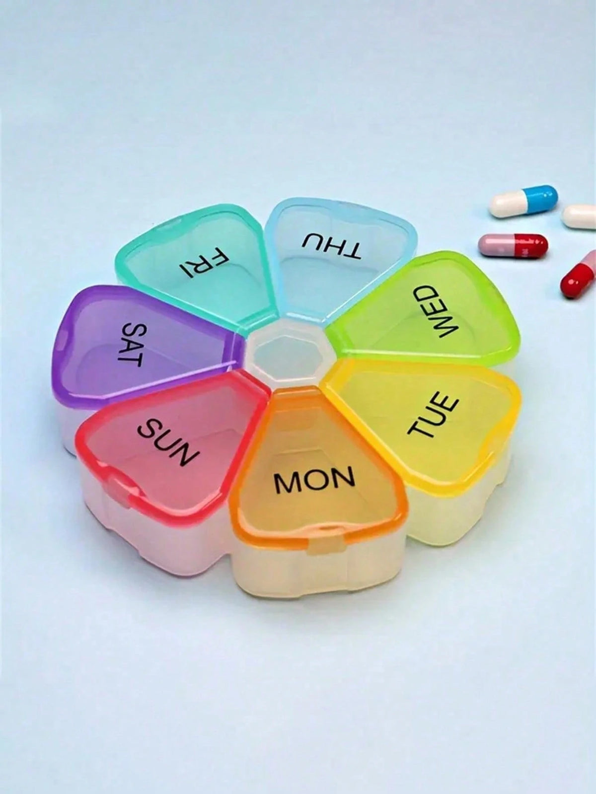 1pc 7-Day 7-Compartment Large Capacity PP Pill Box, Portable Once-A-Day Travel Pill/Vitamin/Fish Oil Storage Box, Petal-Shaped Transparent 7-Color Pill Box, Medicine Storage Box