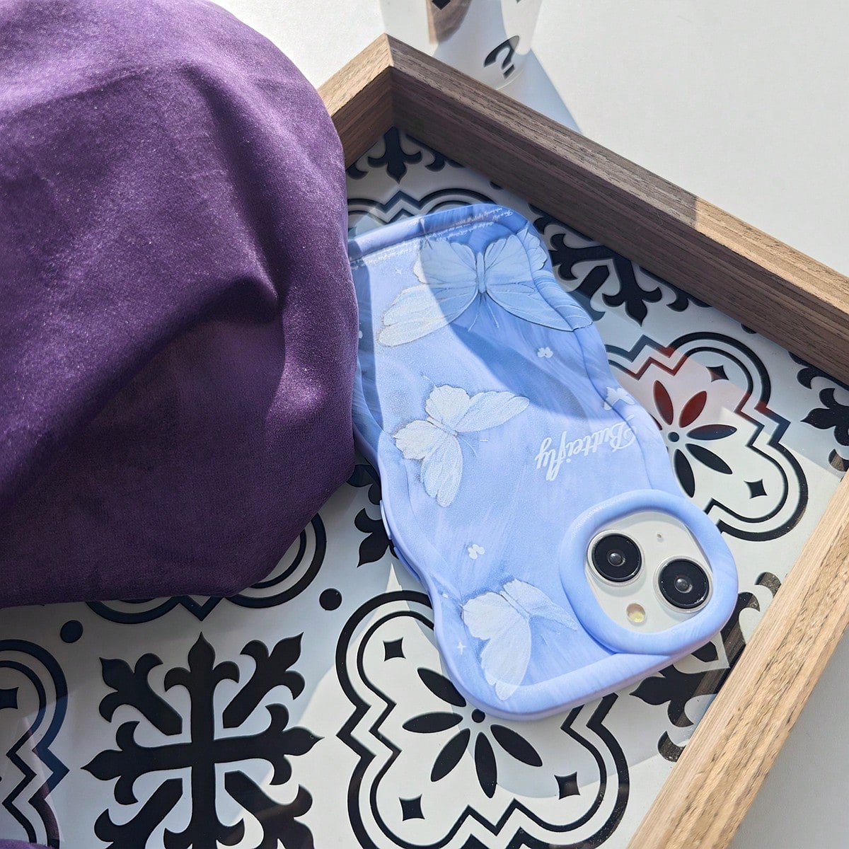 1pc Blue Silver Feather Butterfly Cute Creative Fresh Flying Beautiful Innovative European American Matte Purple Blue, Macaron Color Full Coverage Anti-Drop Fresh Colorful Wave Shape Cream Style, [Int