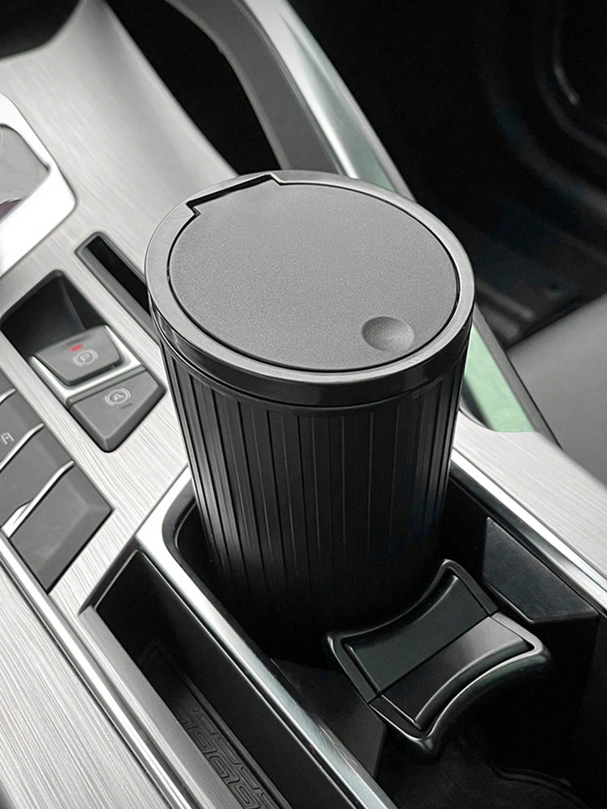 1pc Car Trash Can With 15pcs Garbage Bags, Covered Round Trash Can Container, Waterproof Car Cup Holder Organizer Bin
