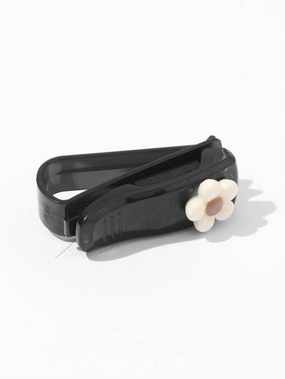 1pc Cute Flower Pattern Car Sunglasses Clip, Multi-Functional Visor Organizer For Sunshade, Tickets And Name Card