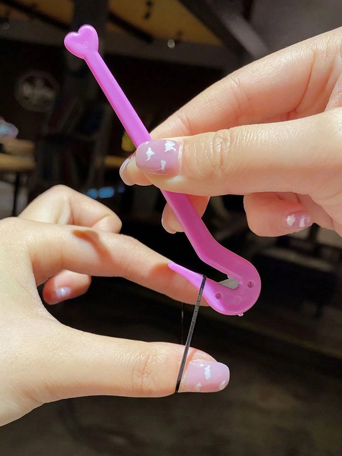 1pc Disposable Rubber Band Cutter, Easily Cut Hair Ties, Prevent Hair Pulling And Scalp Damage (Purple), Suitable For Hair Salons, Beauty Parlors, Travel And Other Occasions, Ideal Choice For Hair Car