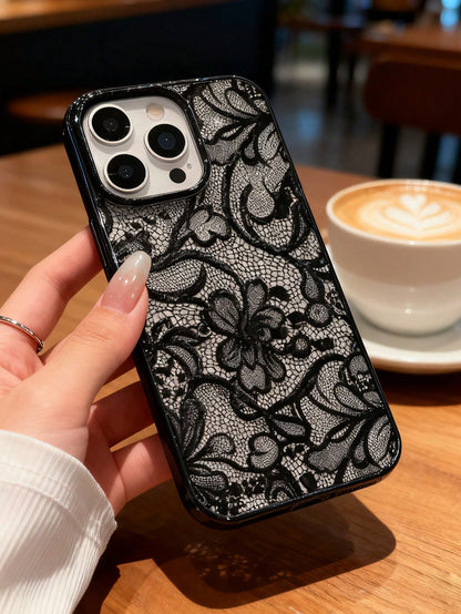 1pc Elegant Black Lace Floral Pattern Phone Case, Black Frame Transparent Back Cover Shockproof Protective Shell, Compatible With IPhone 17/16/15/14/13/12/11/Pro/Pro Max/Plus, Suitable As Gift For Fam
