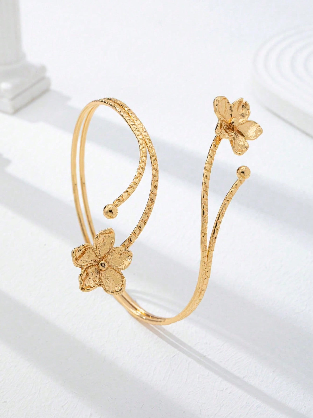 1pc Elegant Floral Pattern Women's Arm Cuff Bracelet, Bohemian Style Arm Band For Spring/Summer