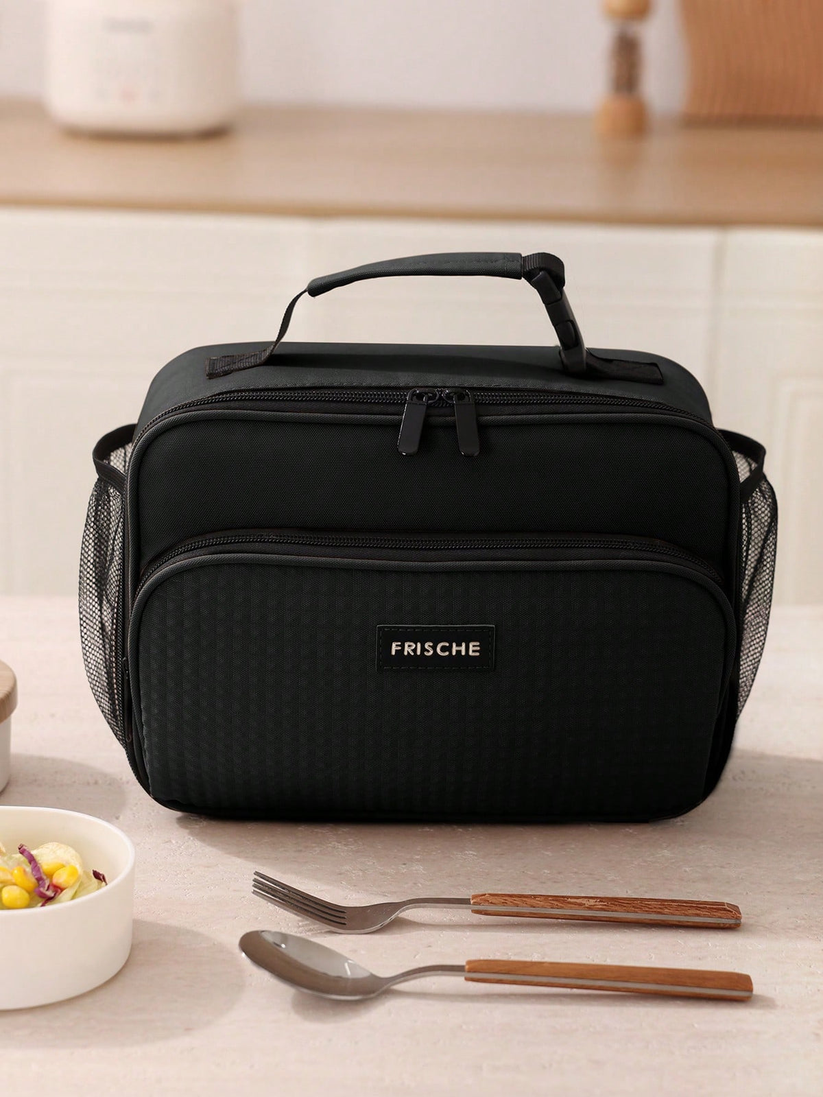 1pc Fashion Style Insulated Lunch Bag With Shoulder Strap, Portable Waterproof Leakproof Tote Cooler Bag, Thick Aluminum Foil Insulation, Reusable Lunch Box For School, Office, Camping, Picnic, Worker