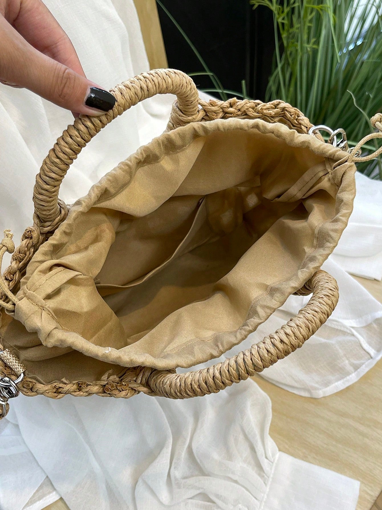 1pc Half-Moon Hollow Out Handbag, Fashionable Beach Vacation Straw Woven Bag, Vacation Bag For Summer, Perfect For Beach Vacation, Travel, Boho Chic