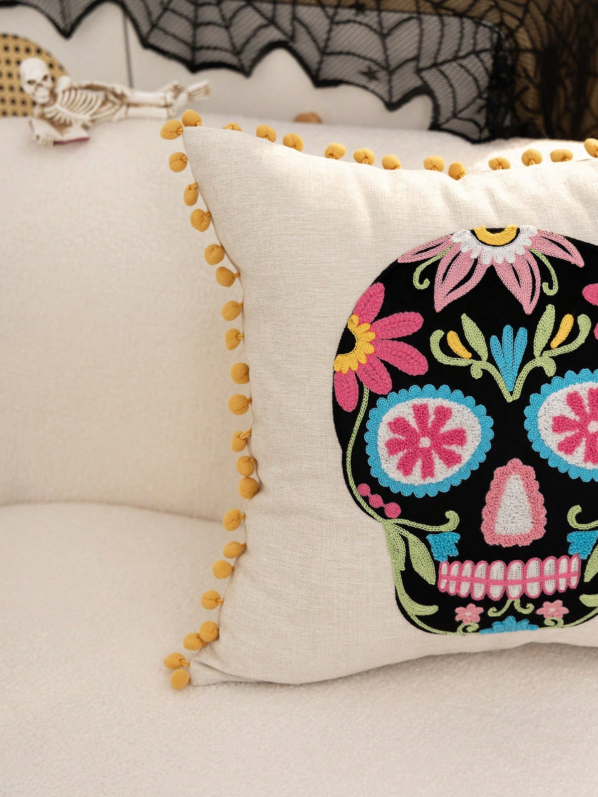 1pc Halloween Colorful Skull Embroidery Pillow Case, Day Of The Dead Candy Skull Pillow Cover, Suitable For Indoor Decoration, Day Of The Dead Decor, All-Season Pillow Case, Without Insert