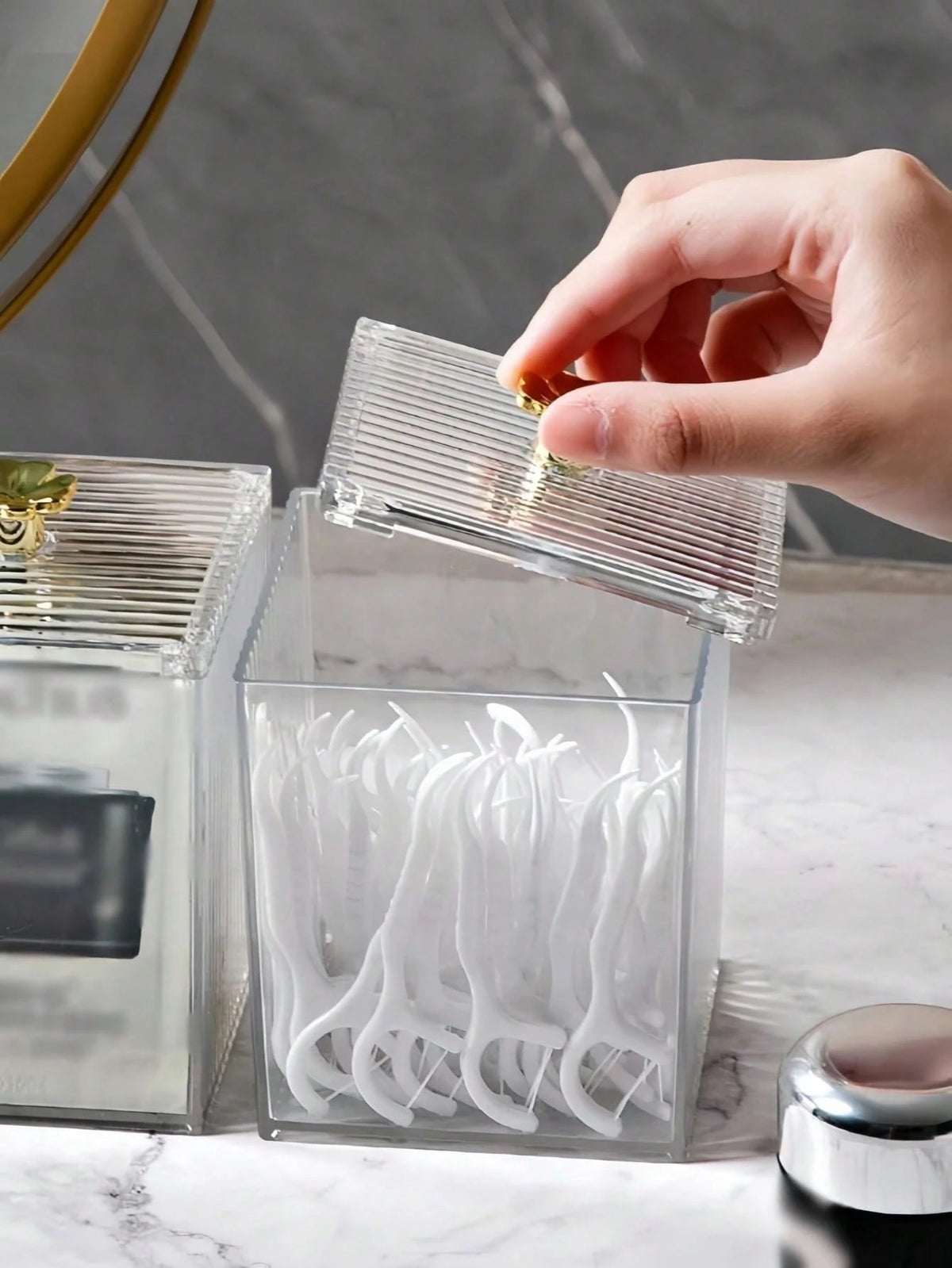 1pc High Transparency Sealed Dust-Proof Waterproof Stackable Acrylic Cosmetic Storage Box, Suitable For Lipstick, Hair Accessories, Makeup Tools, Skincare Products, Jewelry, Ideal For Bathroom, Dorm