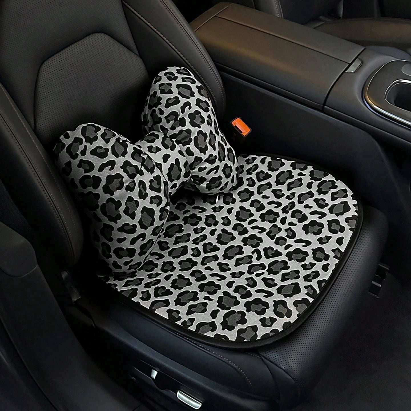 1pc Leopard Print Car Seat Cushion, Leopard Print Car Seat Cover, Non-Slip And Breathable, Premium Comfortable Car Seat Cushion, Suitable For Summer, Winter And All Year Round, Universal Fit. Perfect