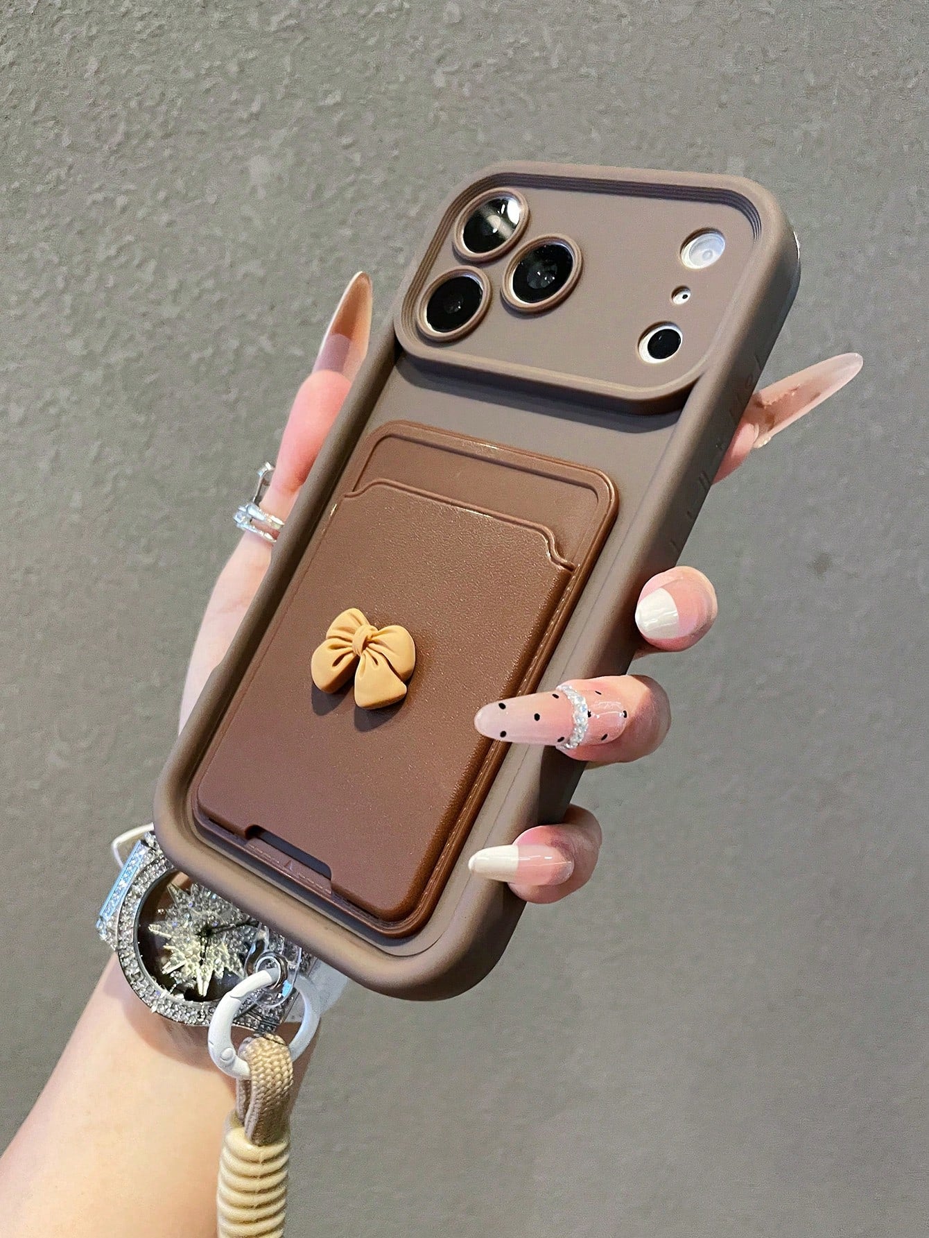 1pc Luxury Minimalist Bow Tie Card Holder Sandblasted Gradient Phone Case With Lanyard, Compatible With IPhone 17/17Pro/17Promax/16/16Pro/16Promax/15/15Pro/15Promax/14/13/12/11