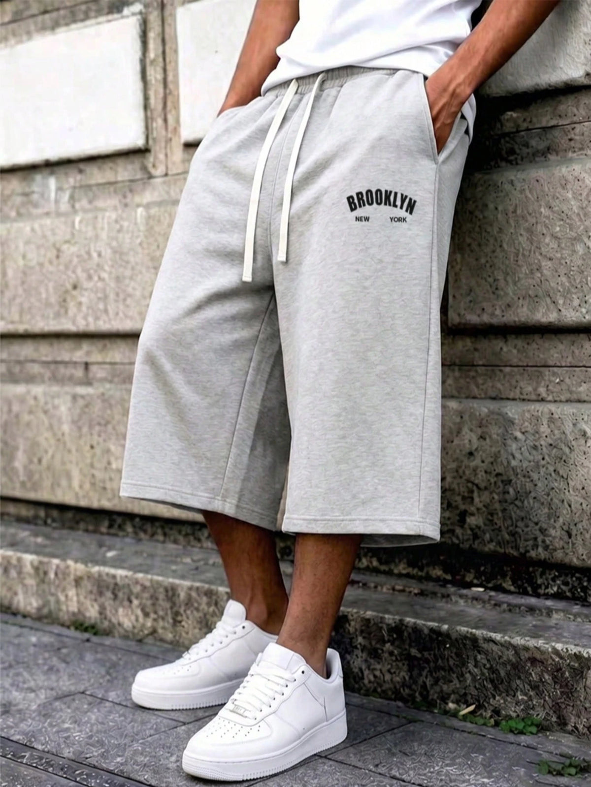 1pc Men's Casual Capri Shorts, Minimalist Design Interpreting A Relaxed Attitude, You Can Wear Your Unique Man Style Sports