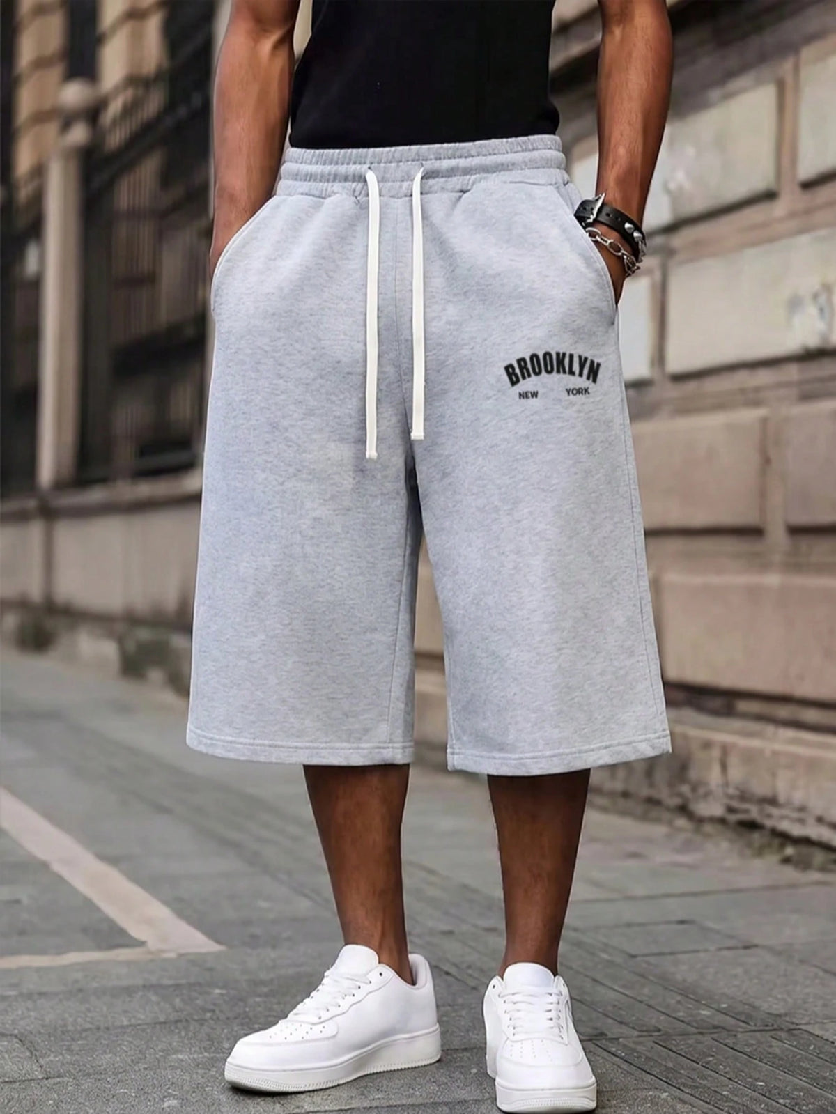 1pc Men's Casual Capri Shorts, Minimalist Design Interpreting A Relaxed Attitude, You Can Wear Your Unique Man Style Sports