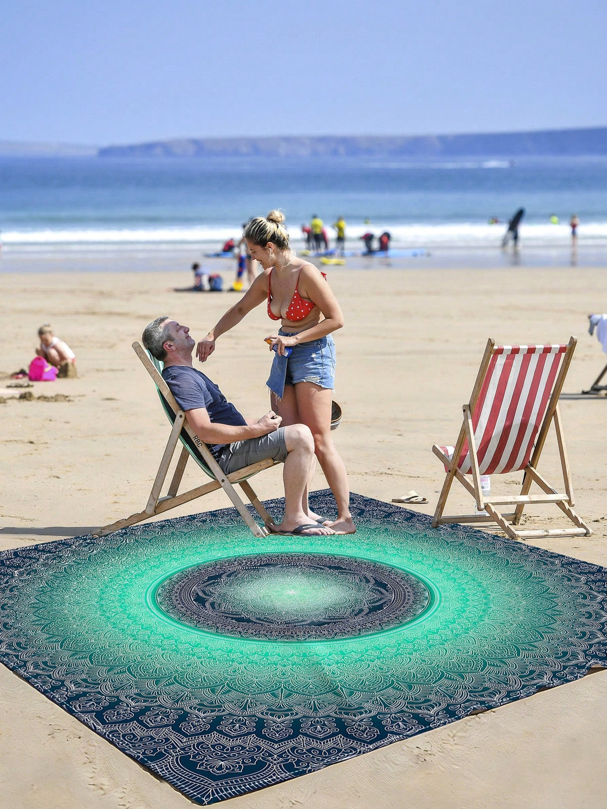 1pc New Outdoor Waterproof Anti-Sand Digital Printed Picnic Mat/Beach Towel, Fashionable And Fresh Pattern, Suitable For Outdoor Camping And Picnics (100g Fabric Weight)