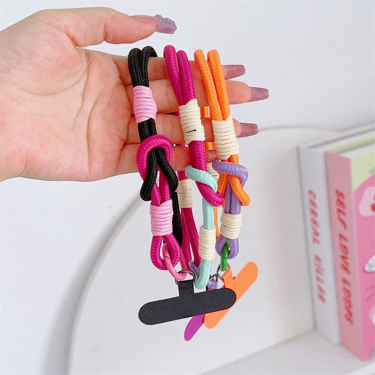 1pc Short Wrist Strap Phone Case Connector Accessory Universal Anti-Slip Anti-Drop Portable Charm Gifts For Mother, Family, Friends, Birthday, Holiday Phone Charm, Phone Chain