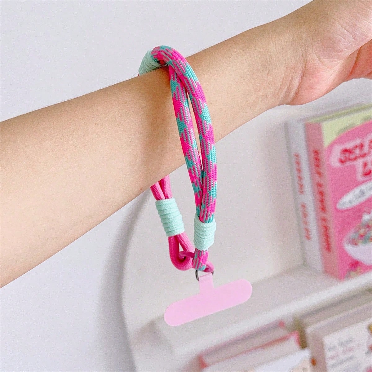1pc Short Wrist Strap Phone Case Connector Accessory Universal Anti-Slip Anti-Drop Portable Charm Gifts For Mother, Family, Friends, Birthday, Holiday Phone Charm, Phone Chain
