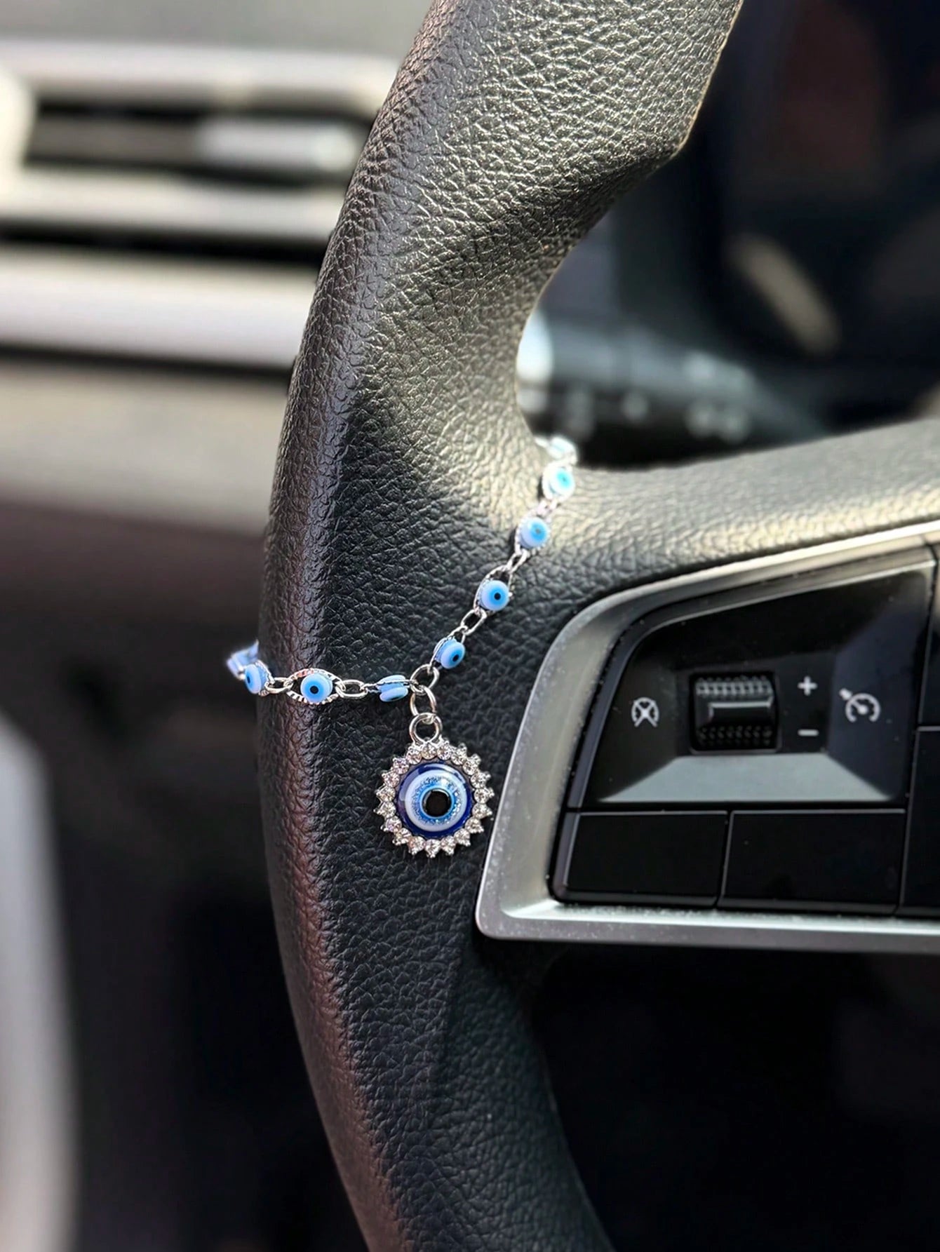 1pc Silver Devil's Eye Steering Wheel Decor, Personalized Steering Wheel Accessory, Car Interior Decoration