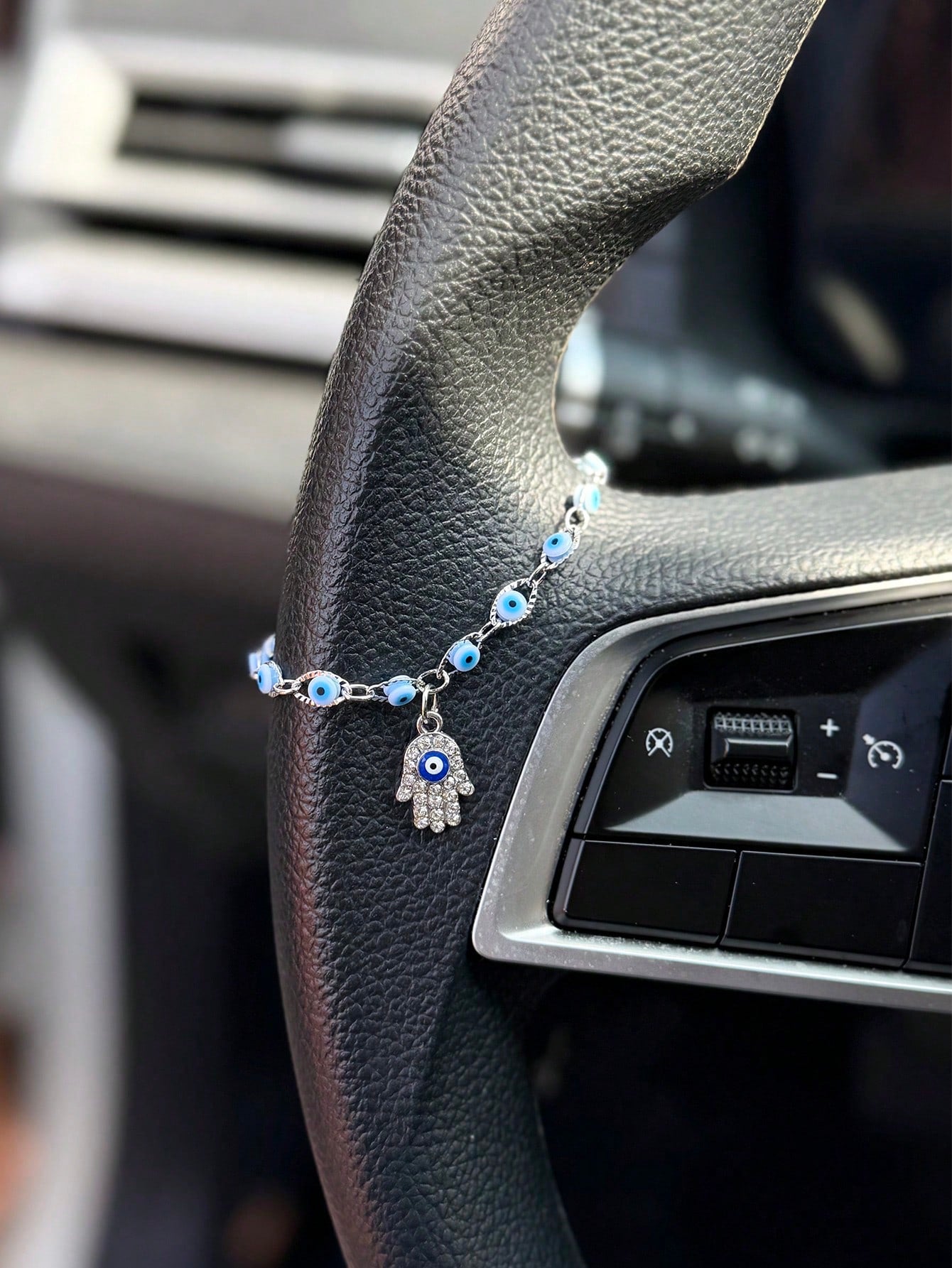 1pc Silver Devil's Eye Steering Wheel Decor, Personalized Steering Wheel Accessory, Car Interior Decoration