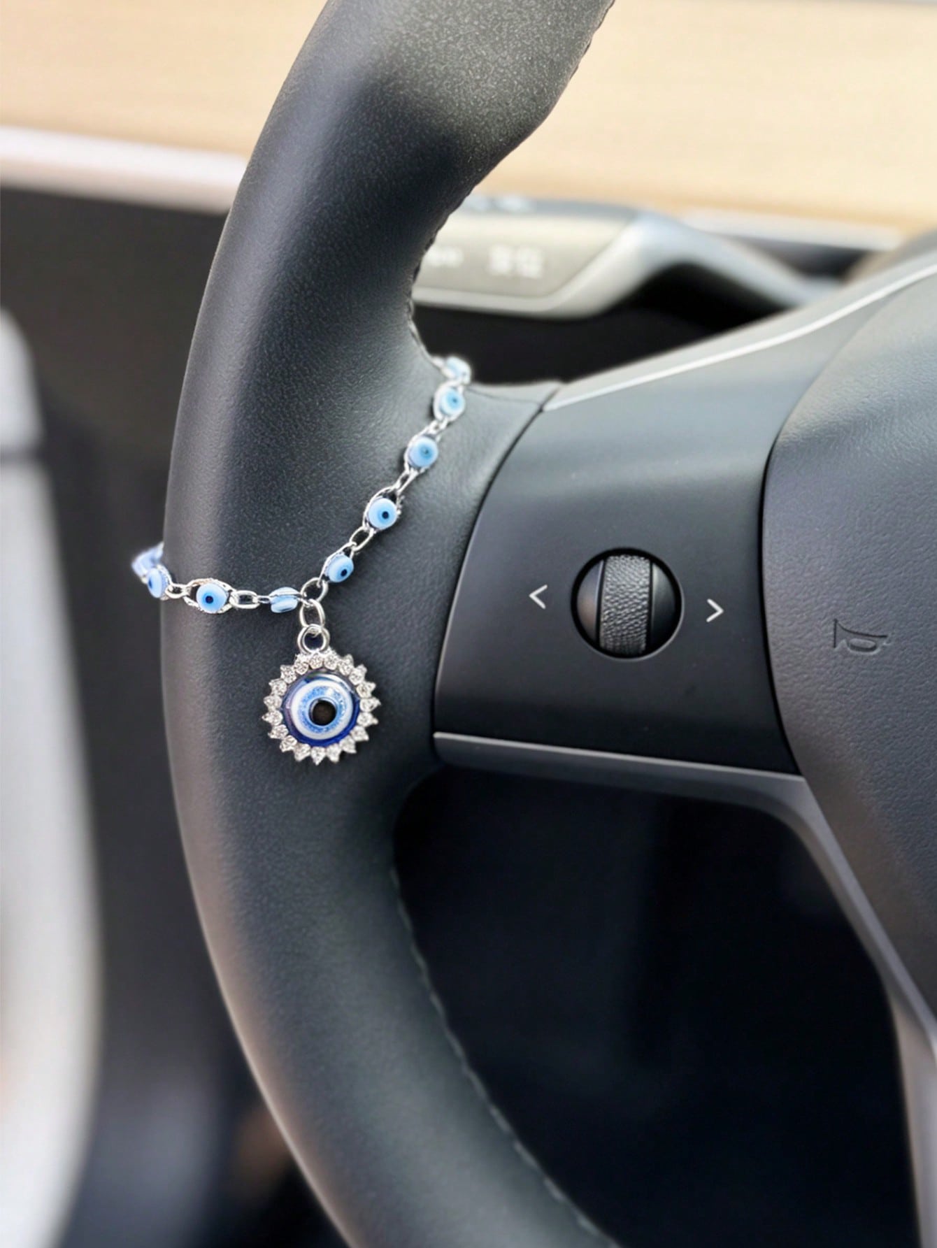 1pc Silver Devil's Eye Steering Wheel Decor, Personalized Steering Wheel Accessory, Car Interior Decoration