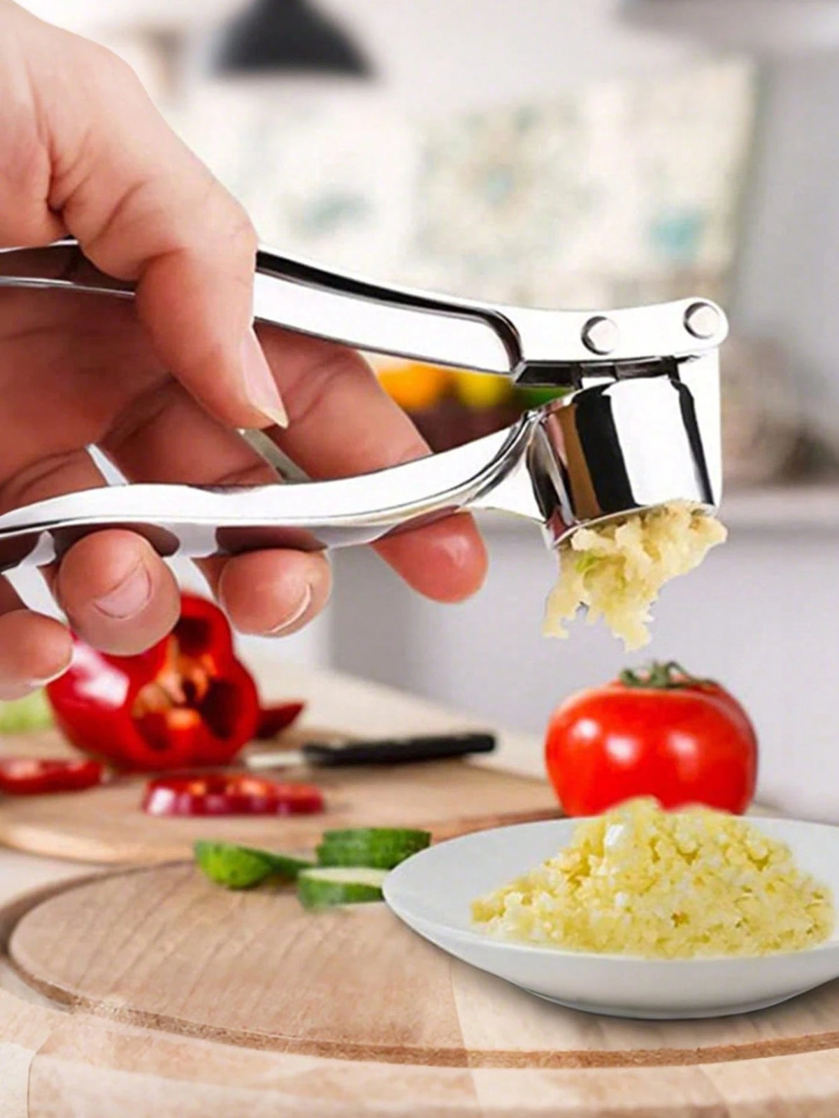 1pc Stainless Steel Manual Garlic Press, Multi-Function Kitchen Garlic Press, Kitchen Accessory. Also Can Be Used As A Nut Cracker And Multi-Function Ginger Grater. Equipped With Easy-To-Press Handle