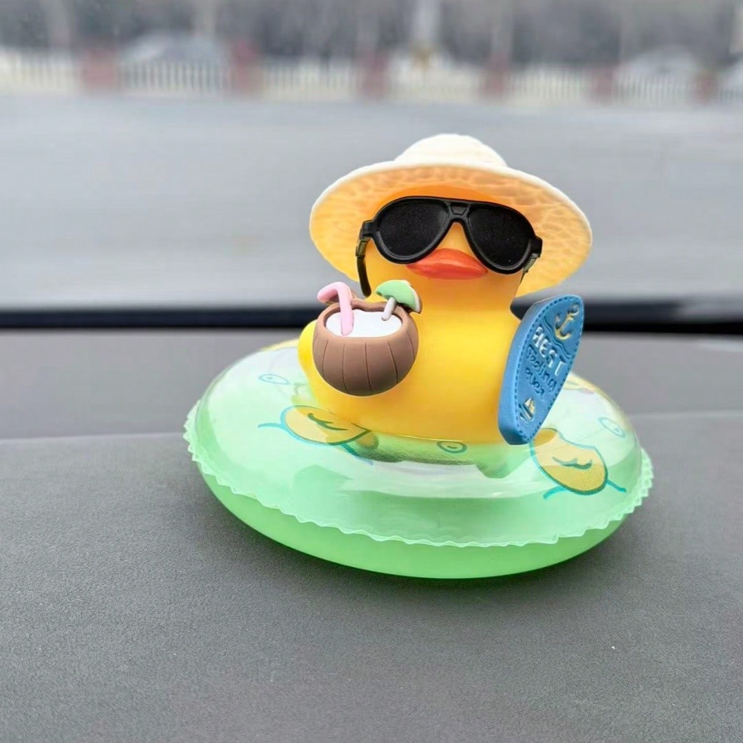 1pc Summer Duck Car Decor- Tropical Beach Dashboard Statue Featuring Coconut And Green Buoy Accents, Unisex Anti-Slip Car Accessory, Fun Gift For Friends (Includes Sticky Pad)