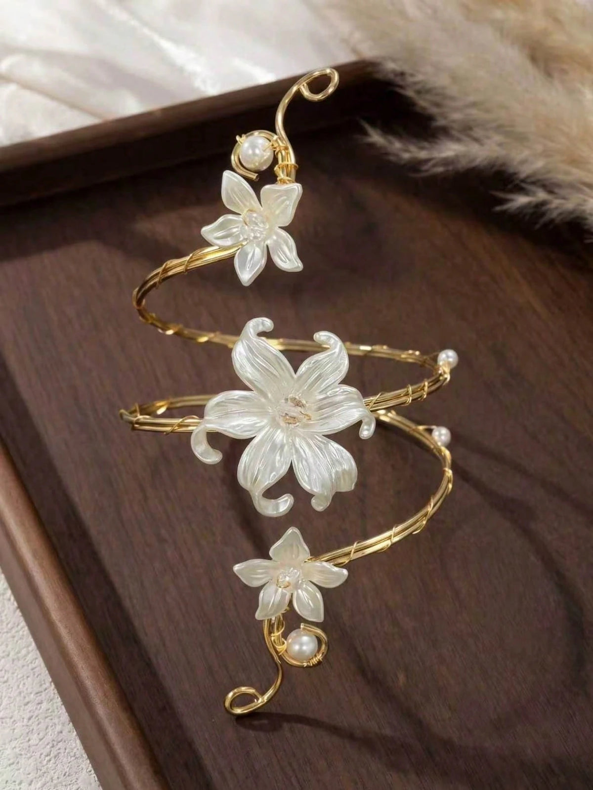 1pc Summer Fashion Floral Arm Chain Exaggerated Geometric Open Metal Bracelet Arm Cuff Suitable For Vacation, Party, Gathering