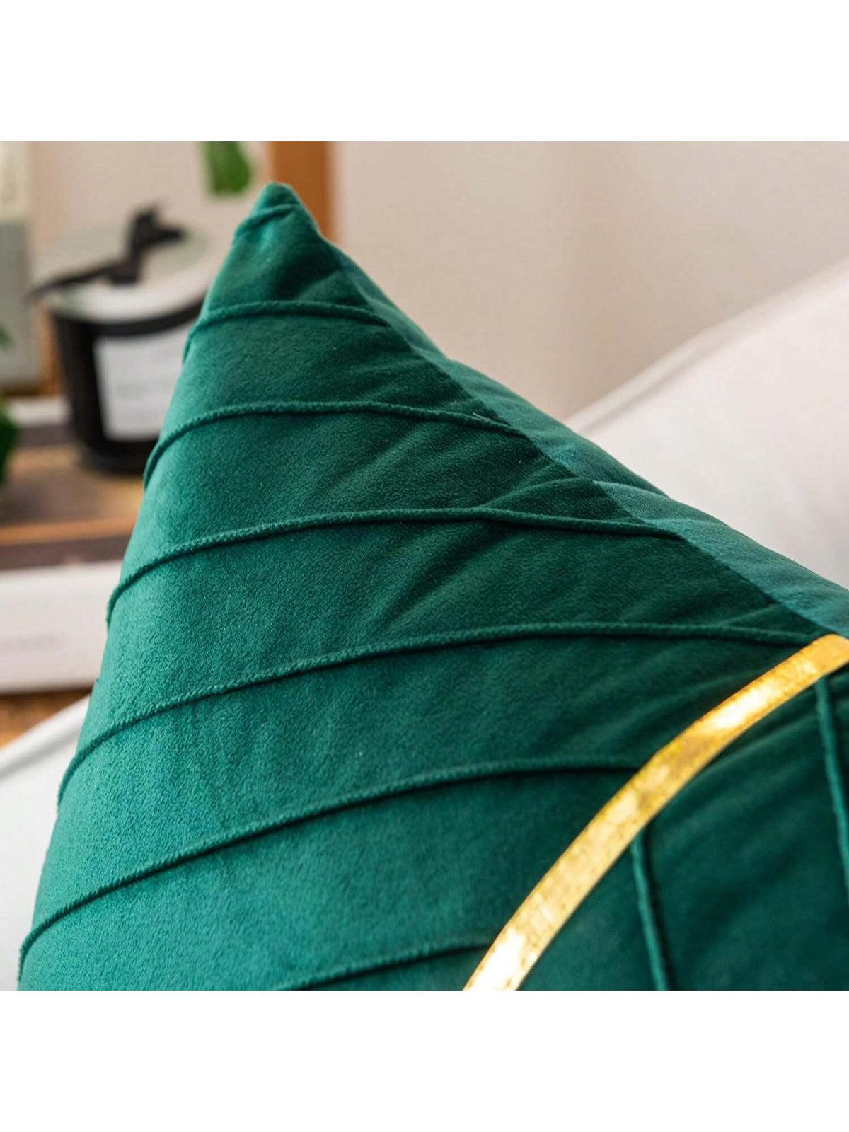 1pc Velvet Gold Shiny Diagonal Stripe Pillowcase, Square Cushion Cover, Holiday Home Pillow Decor, Soft Comfortable Fabric, Modern Decorative Sofa, Home Bedroom, Dorm Use