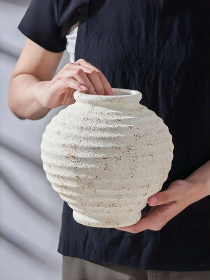 1pc Wabi-Sabi Style Distressed White Ceramic Vase, Rustic Textured Round Vase, Suitable For Dried Flowers, Country Home Tabletop Decor, Wedding Decoration, Gift For Family And Friends (No Electricity