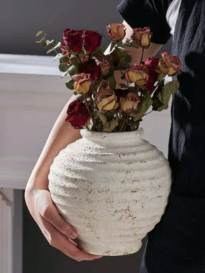 1pc Wabi-Sabi Style Distressed White Ceramic Vase, Rustic Textured Round Vase, Suitable For Dried Flowers, Country Home Tabletop Decor, Wedding Decoration, Gift For Family And Friends (No Electricity
