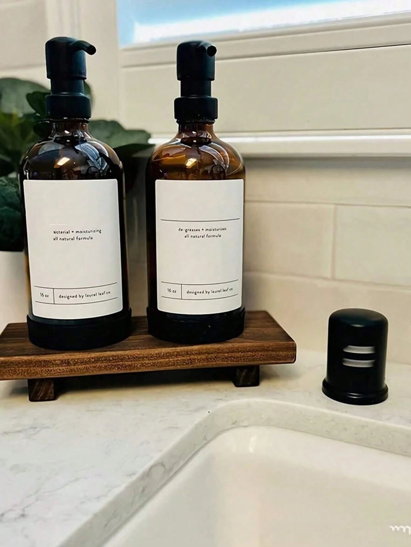1pc Wooden Bathroom Countertop Tray, Striped Pattern Soap Holder, Candle Holder Home Decor Display Tray, Can Hold Snacks, Drinks, Sushi, Steak, Desserts, Cakes, Bread, Breakfast, Tea- Solid Wood Bath