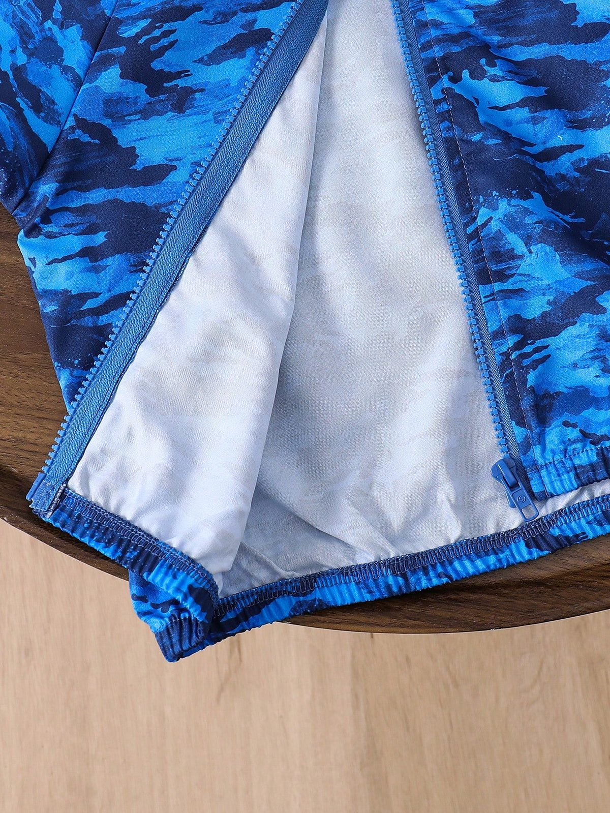 1pc Young Boy Casual Minimalist Camouflage Print Hooded Long Sleeve Jacket, Fashionable Casual Design, Suitable For Summer Wear, Suitable For 4-7 Years Old Boys Daily Wear, Suitable For Sports