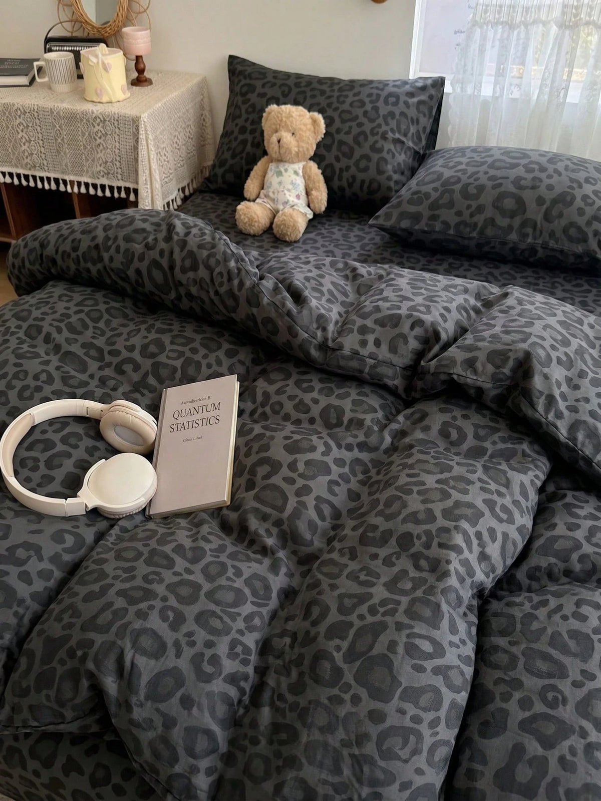 2/3pcs Set Fashionable Black & Dark Gray Leopard Print Duvet Cover Bedding Set, Soft & Breathable, Wrinkle-Resistant, Luxury Hotel Style, Gift For Parents & Friends, Reversible Dual-Color Quilted Duve