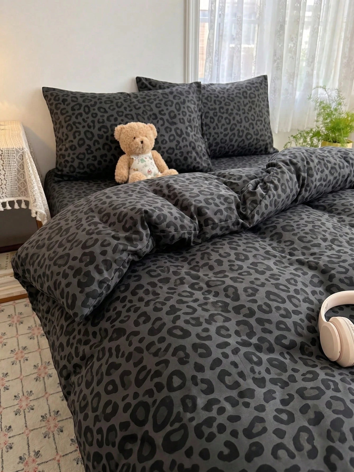 2/3pcs Set Fashionable Black & Dark Gray Leopard Print Duvet Cover Bedding Set, Soft & Breathable, Wrinkle-Resistant, Luxury Hotel Style, Gift For Parents & Friends, Reversible Dual-Color Quilted Duve