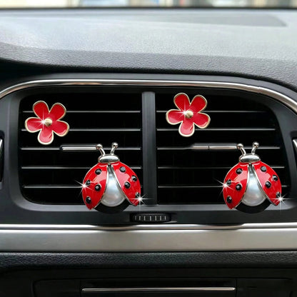 2/4pcs Daisy & Happy Seven-Star Bug Car Aromatherapy Clip, Cute Alloy Insect Air Vent Decor Clip, Fun Car Air Freshener
