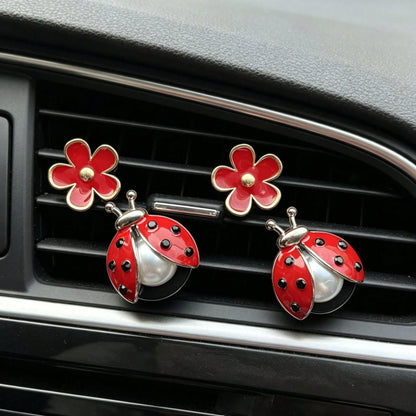 2/4pcs Daisy & Happy Seven-Star Bug Car Aromatherapy Clip, Cute Alloy Insect Air Vent Decor Clip, Fun Car Air Freshener