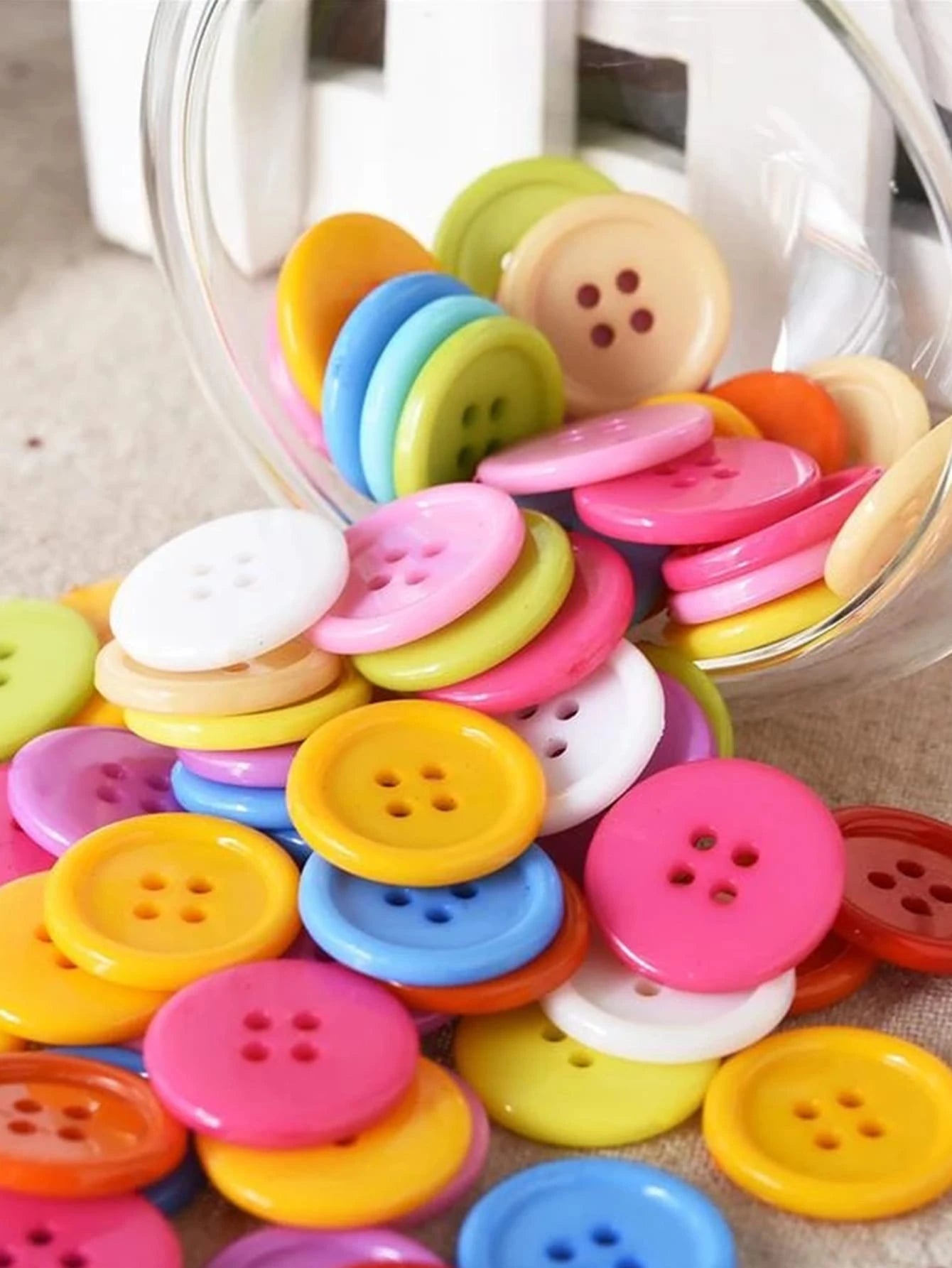 200pcs DIY Button Set, Simple Plastic Color Block Round Shaped Button For Sewing