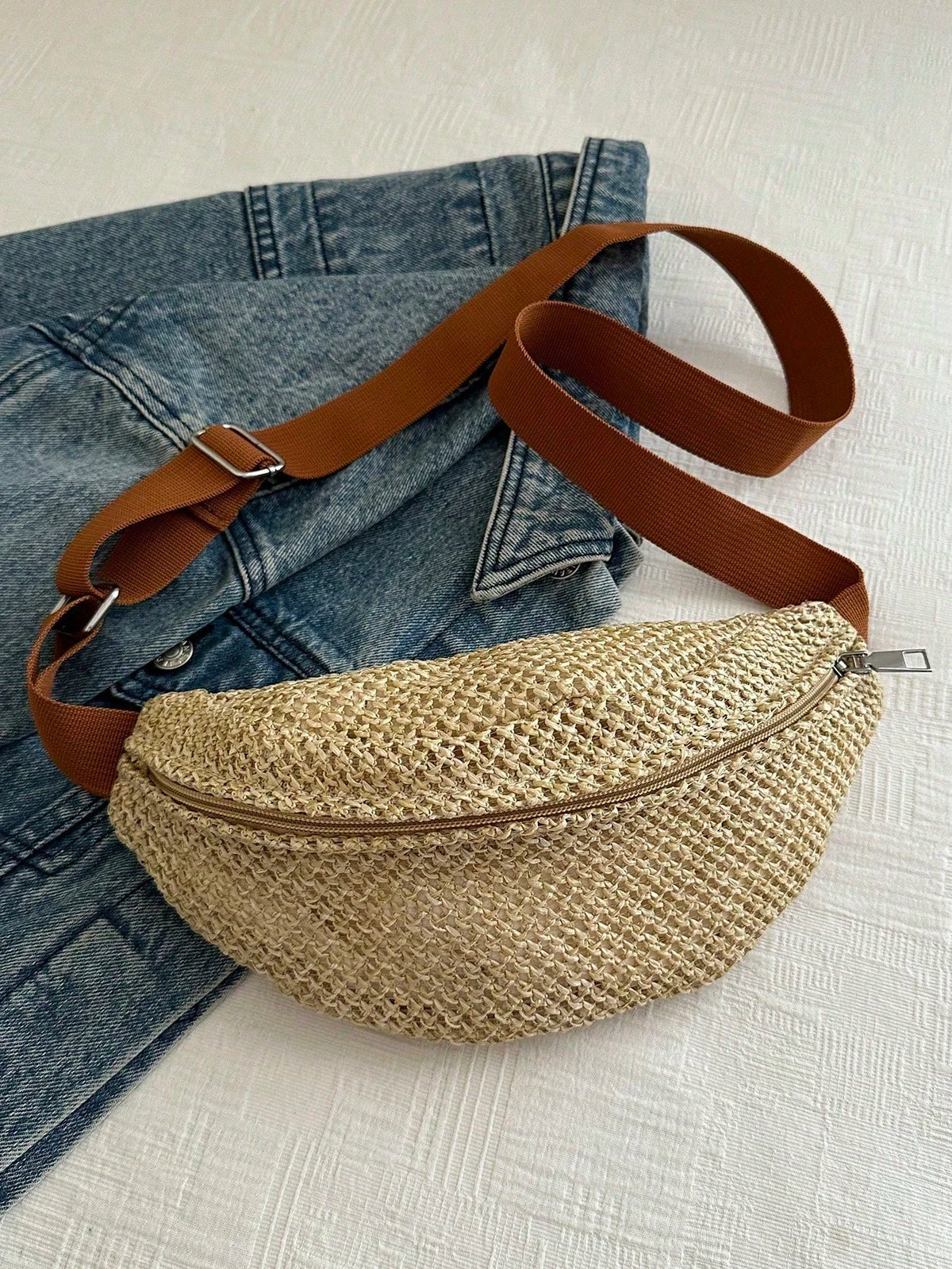 2025 Summer New Woven Chest Bag, Crossbody Bag, Fanny Pack, Travel, Versatile, Beach, Street Style Woven,Straw Bag