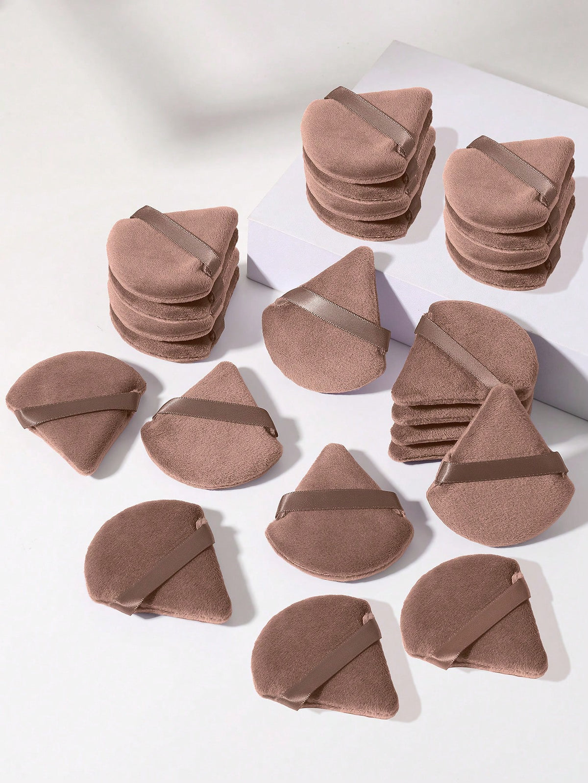 24pcs/15pcs/8pcs/5pcs Triangle Shaped Sponge Puff For Loose Powder Setting And Blending, Soft And Gentle For Face And Body, Velvet Smooth Makeup Sponge Set For Foundation,Makeup,Cheap,Room Decor,Vanit